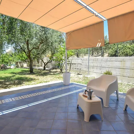 Holiday home Stunning In With House Sea View *