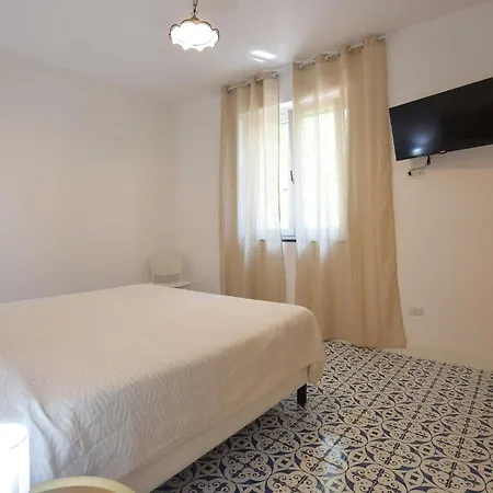 Сasa de vacaciones Stunning In With House Sea View Castellabate